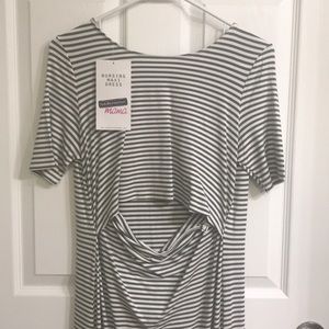 BNWT Undercover Mama nursing maxi